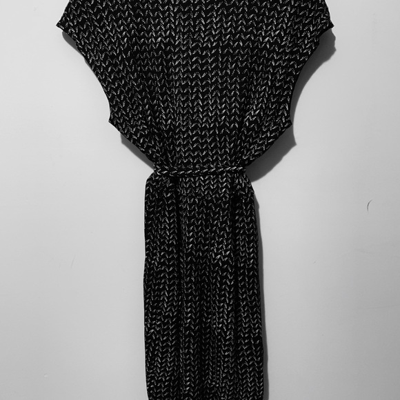 LOFT DRESS - Picture 2 of 5